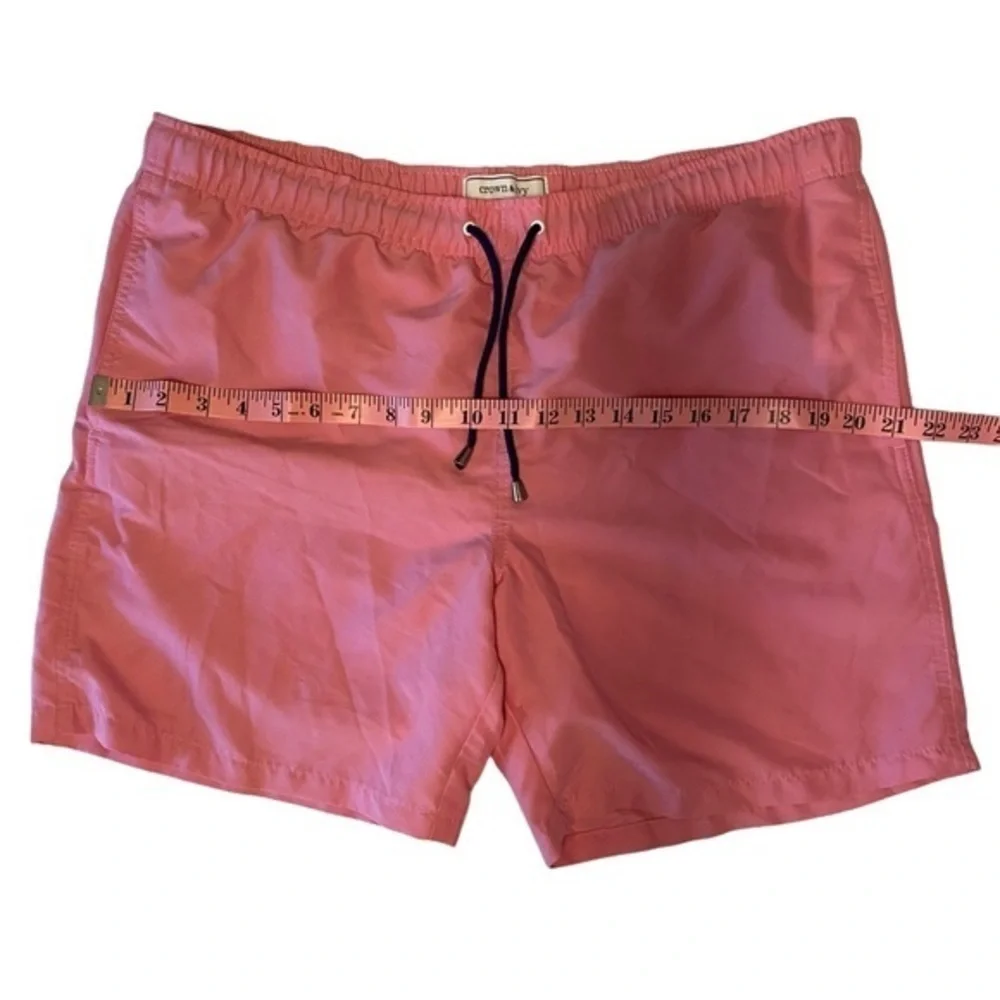 Crown & ivy swim trunks. Pink. Mesh lined. Size large.